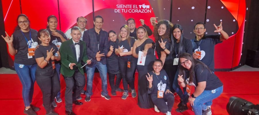 La genial labor de un intérprete de Lengua de Señas